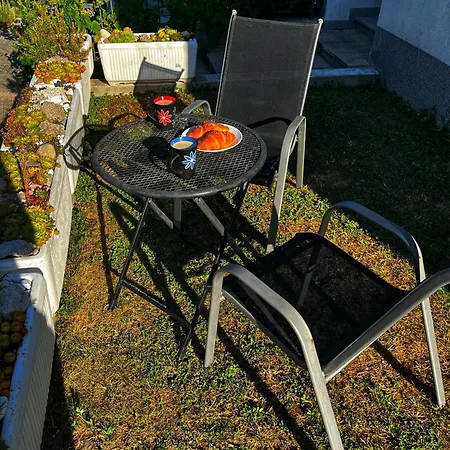 Oaza Mira Podstrana